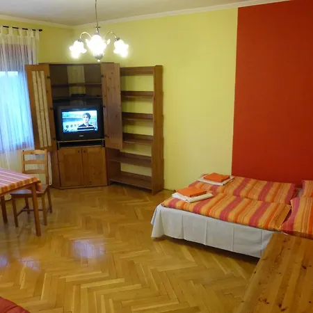 Obuda Apartment *